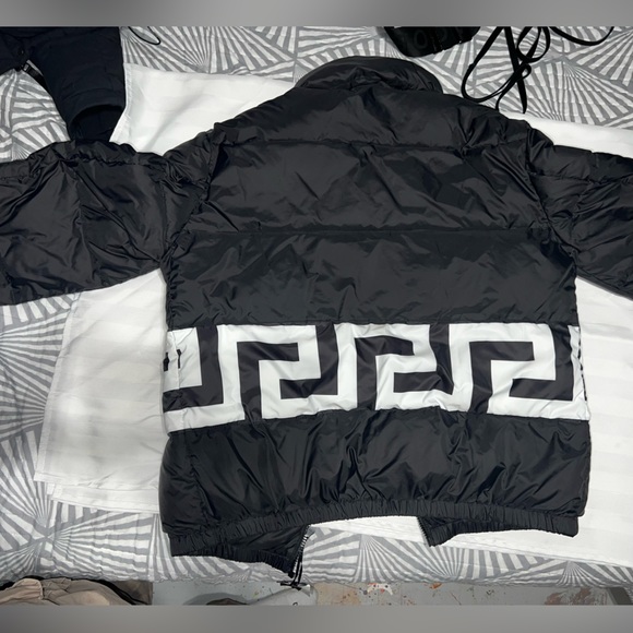 Versace puffer down jacket - Picture 5 of 9